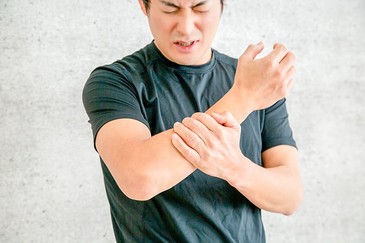 肘部管症候群